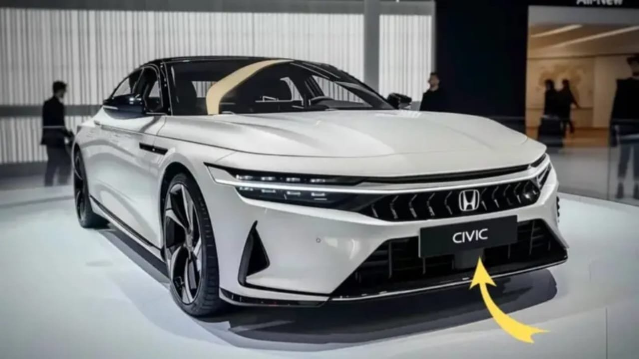 Honda Civic 2025 Launched – A Smart Hybrid Sedan With 50 KMPL Mileage Premium Design  Under ₹9000 Monthly EMI